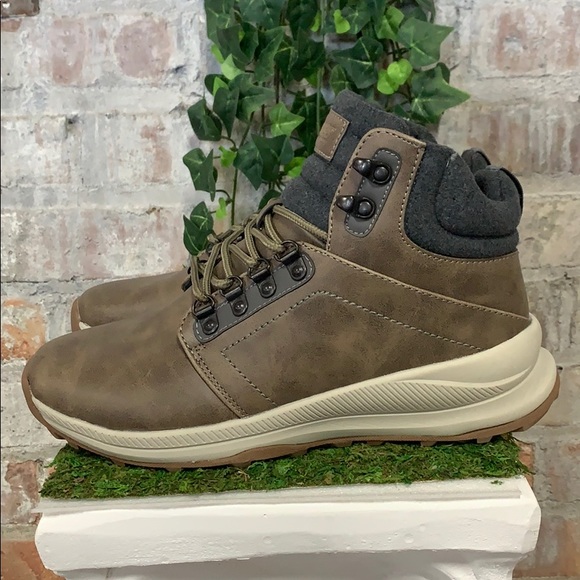 Khombu Other - NEW Khombu Men’s NICK Memory Foam Boot Gray Brown